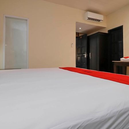 Reddoorz Plus Near Halim Perdanakusuma 2 Jakarta Eksteriør bilde