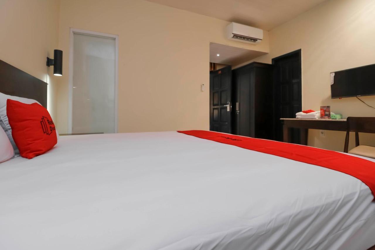 Reddoorz Plus Near Halim Perdanakusuma 2 Jakarta Eksteriør bilde