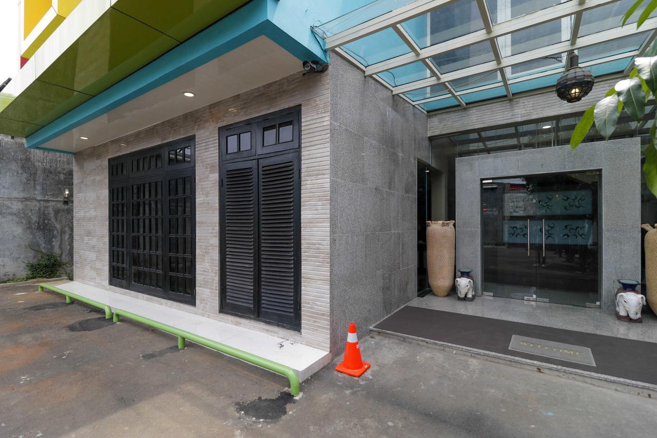 Reddoorz Plus Near Halim Perdanakusuma 2 Jakarta Eksteriør bilde